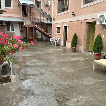 Styopa Hotel Yerevan Luaran gambar