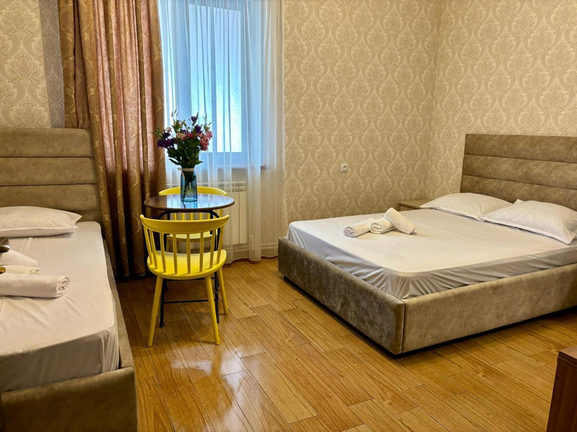 Styopa Hotel Yerevan Luaran gambar