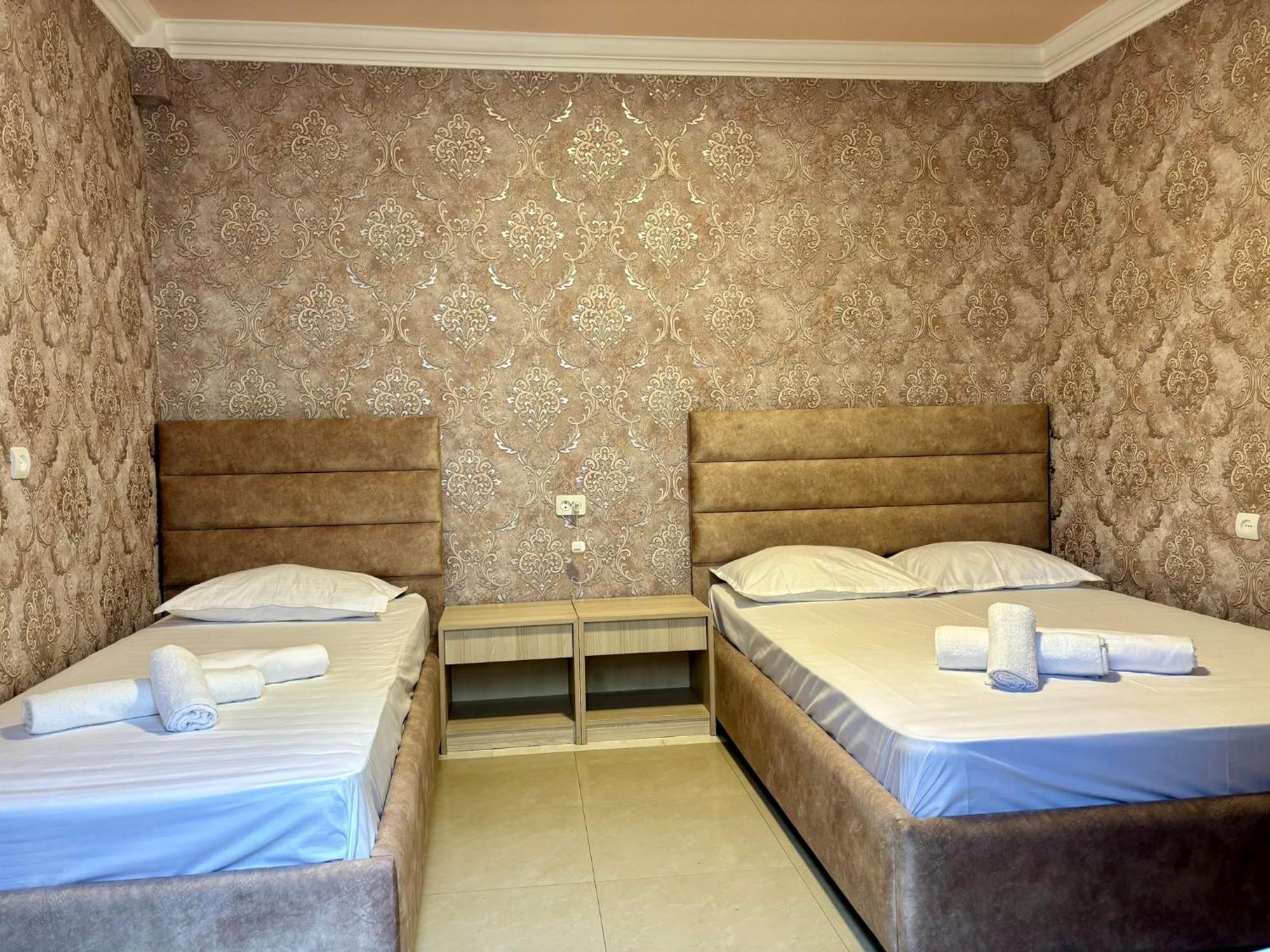 Styopa Hotel Yerevan Luaran gambar