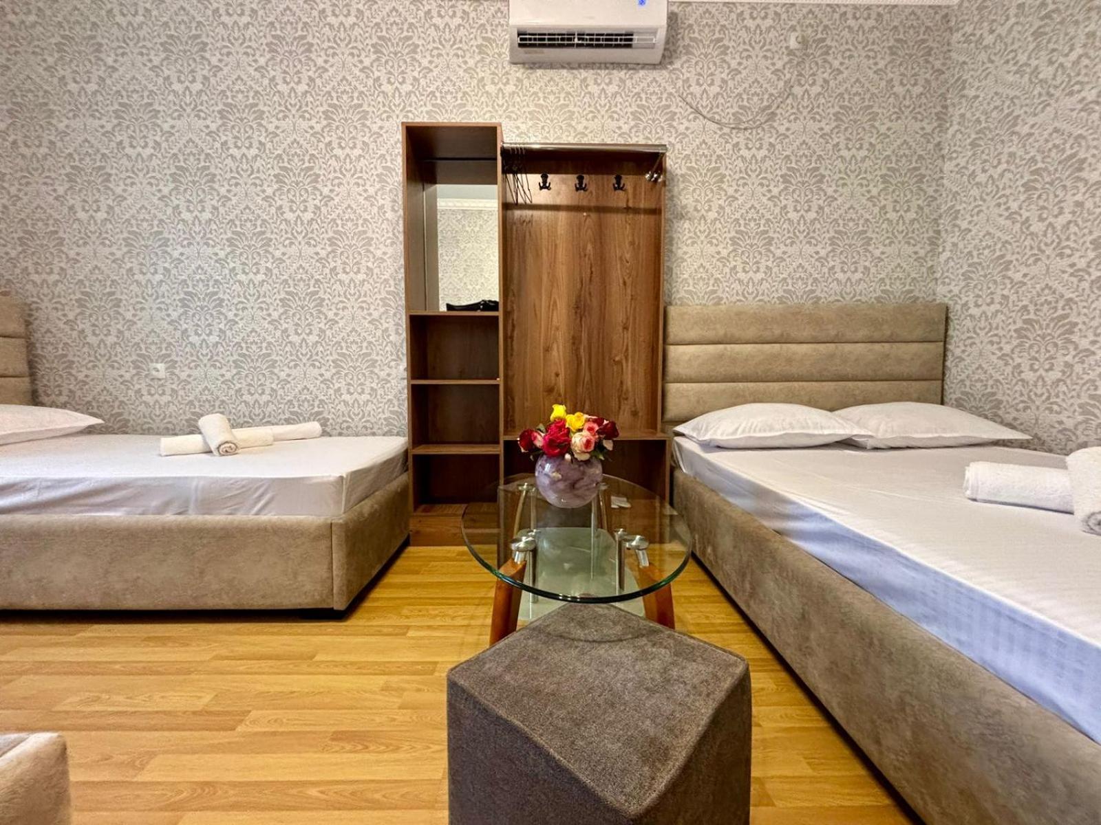 Styopa Hotel Yerevan Luaran gambar